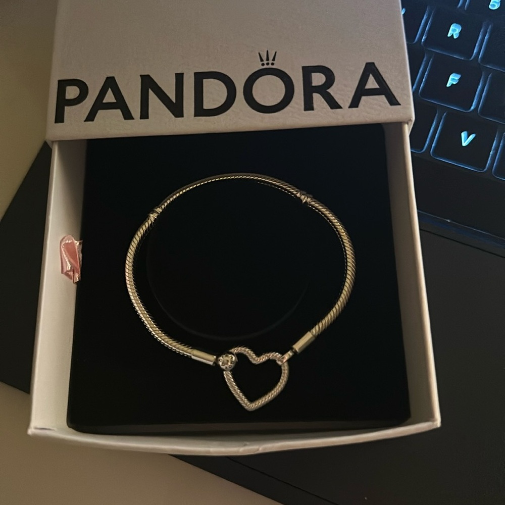 Pandora heart charm bracelet